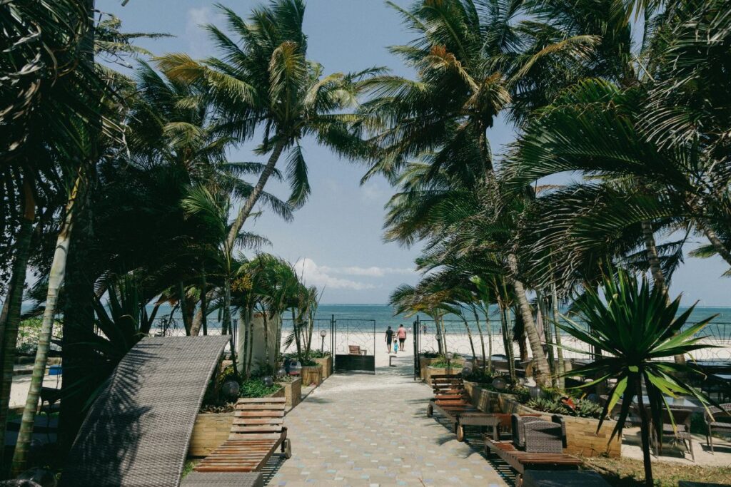 7-Day Luxury Kenya Safari with Diani Beach Extension